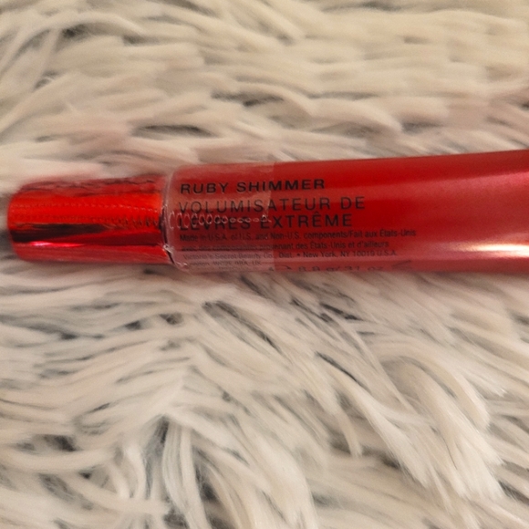 🎉 HP 🥂 💋 NWOT VS Plump Me Up Lip Plumper 💋 - Picture 3 of 10